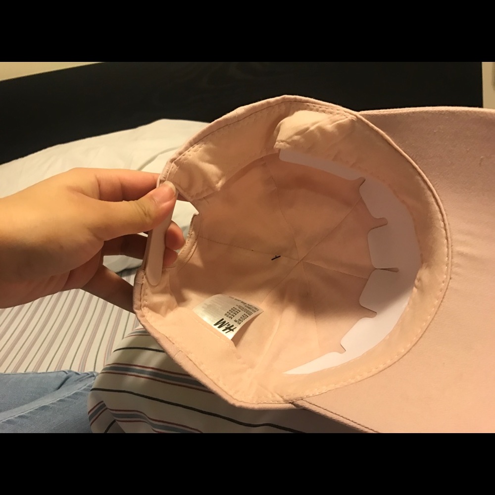Pink Hat - Picture 3 of 3